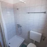 Adria Blue לוקבה