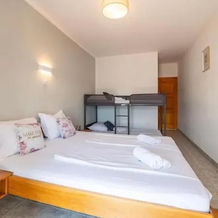 Adria Blue Bed & Breakfast 3*