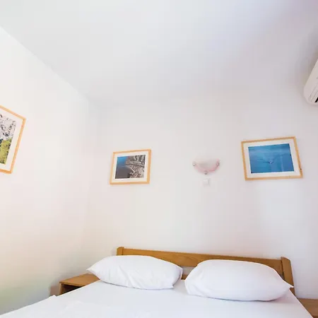 Adria Blue Bed & Breakfast 3*