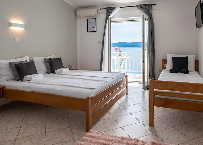 Adria Blue Bed & Breakfast