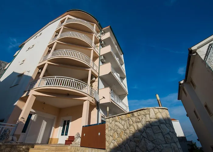Adria Blue 3*