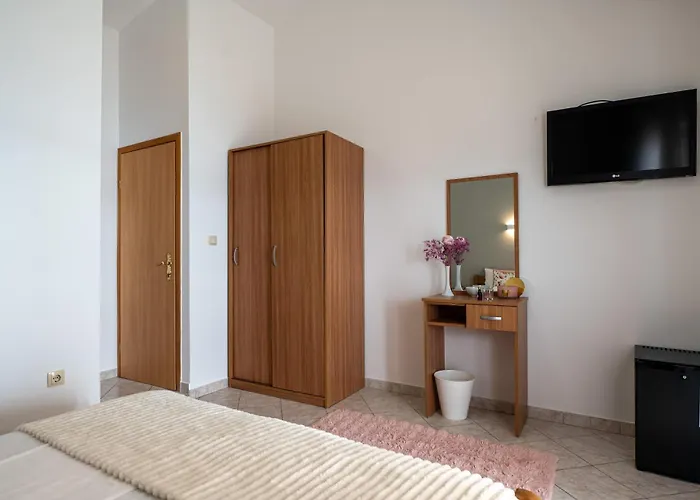 فندق مبيت وإفطار Adria Blue